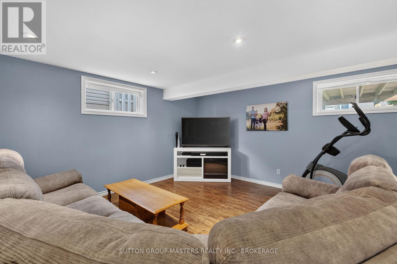 192 KILDARE AVENUE W - 28