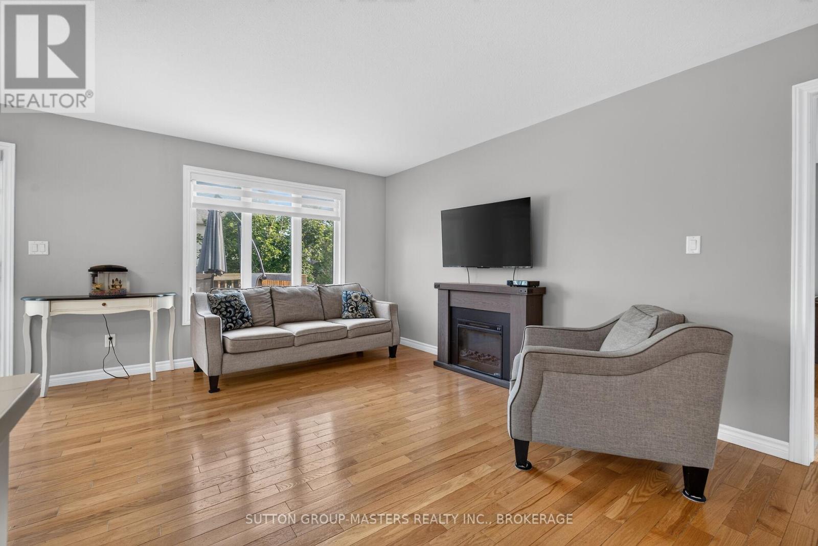 192 KILDARE AVENUE W - 6