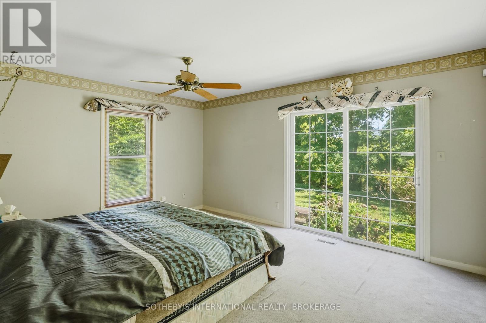 22 COLONEL BUTLER CRESCENT - 29