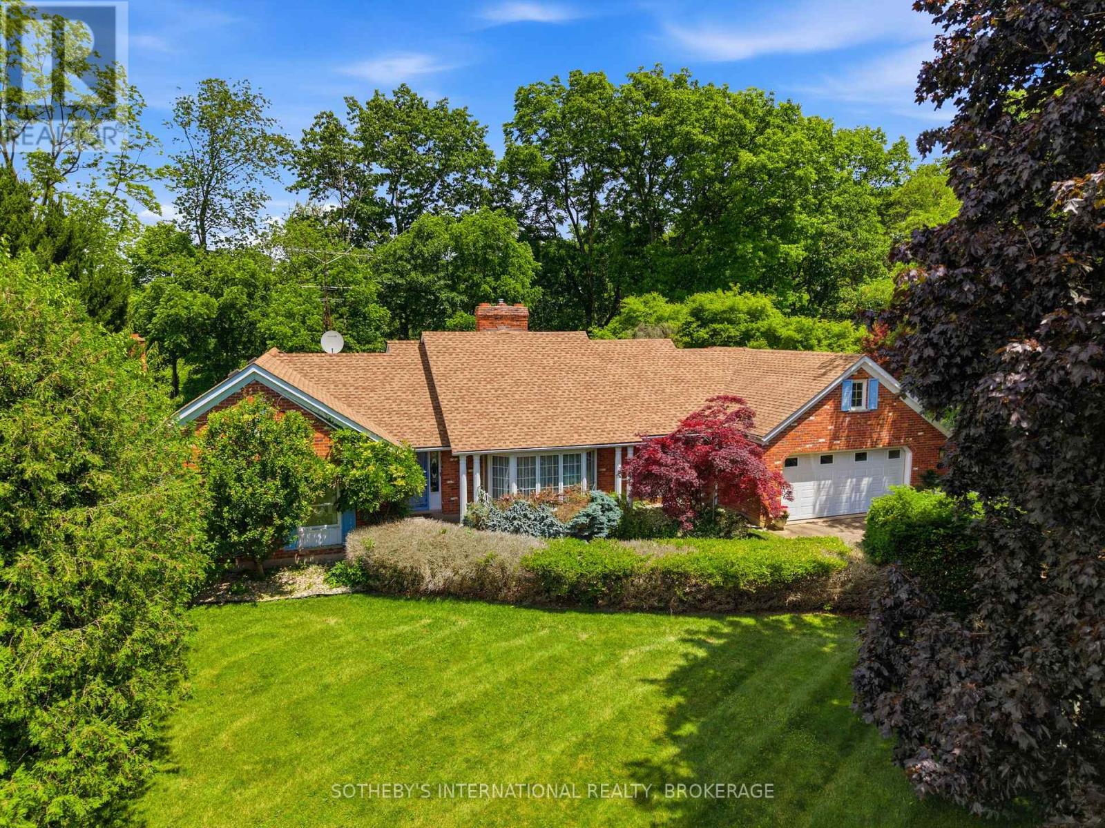 22 COLONEL BUTLER CRESCENT - 3