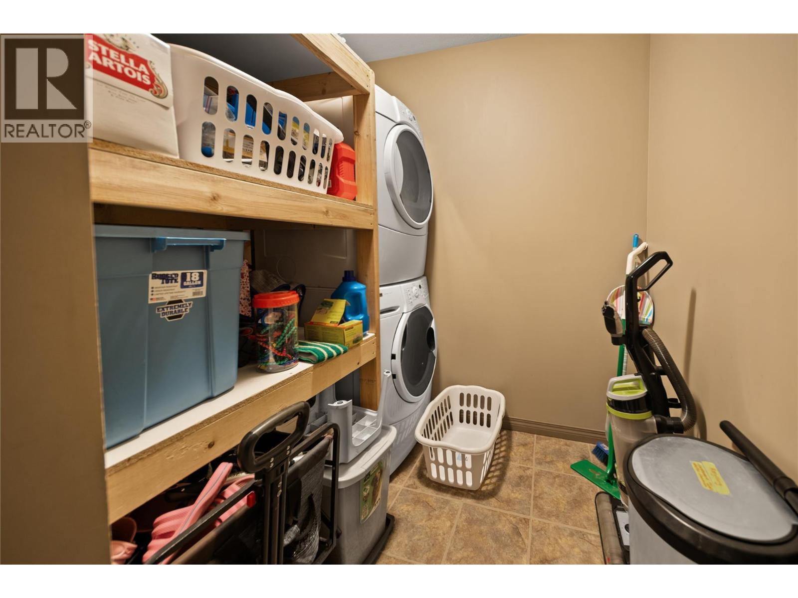 #1105 4884 STANLEY Street - 23