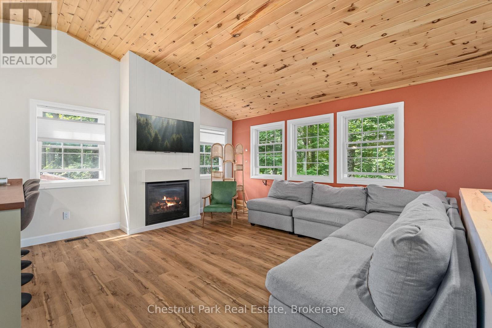 2698 OLD MUSKOKA ROAD - 37