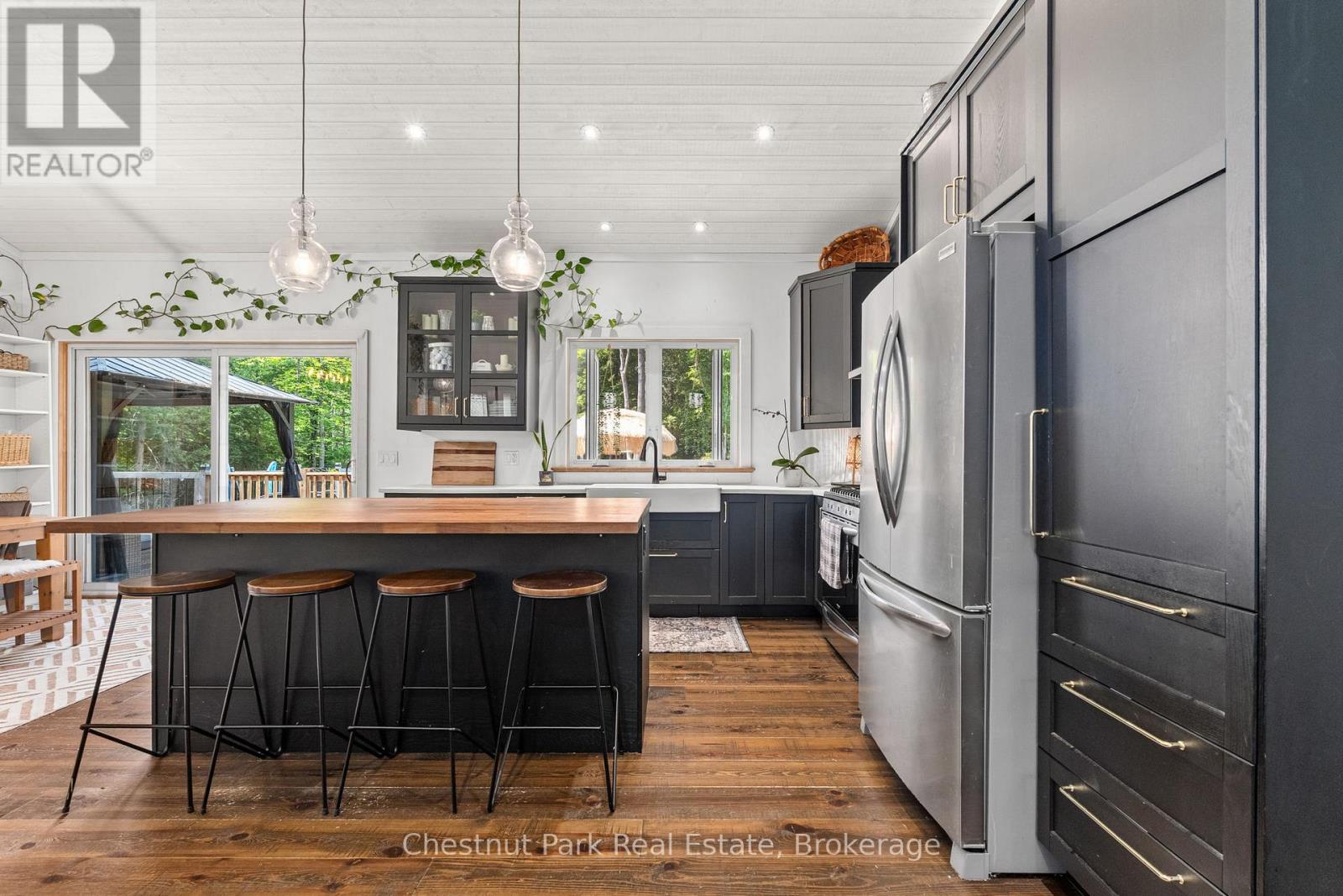 2698 OLD MUSKOKA ROAD - 8