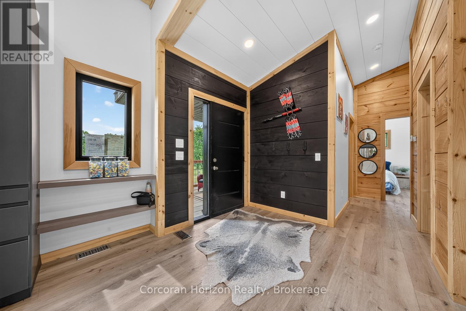 9 SILVER BIRCH CIRCLE N - 24