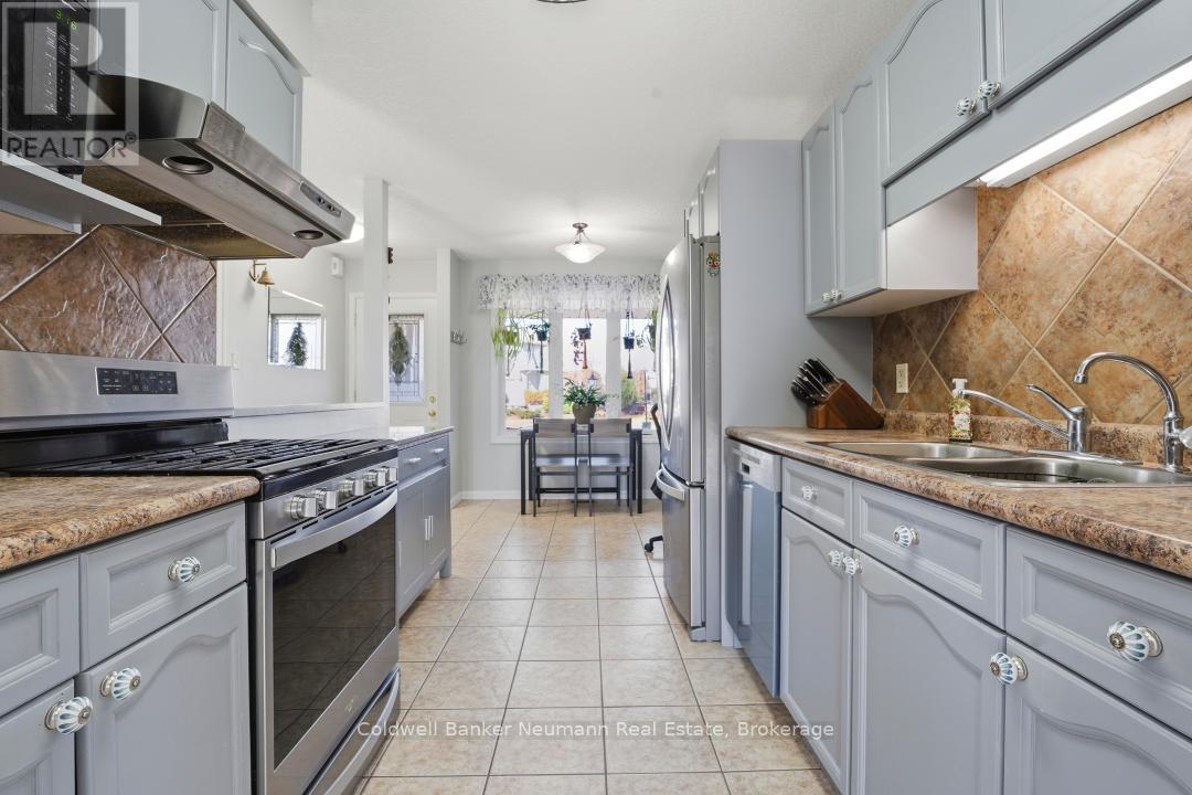67 CEDARVALE AVENUE - 21