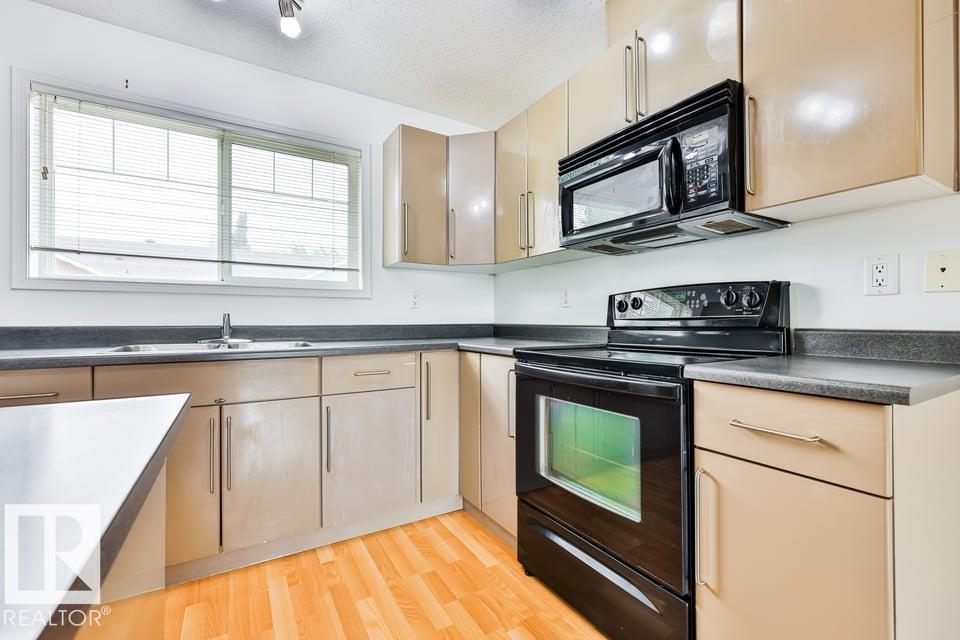#5 70 Cavan RD — photo 8