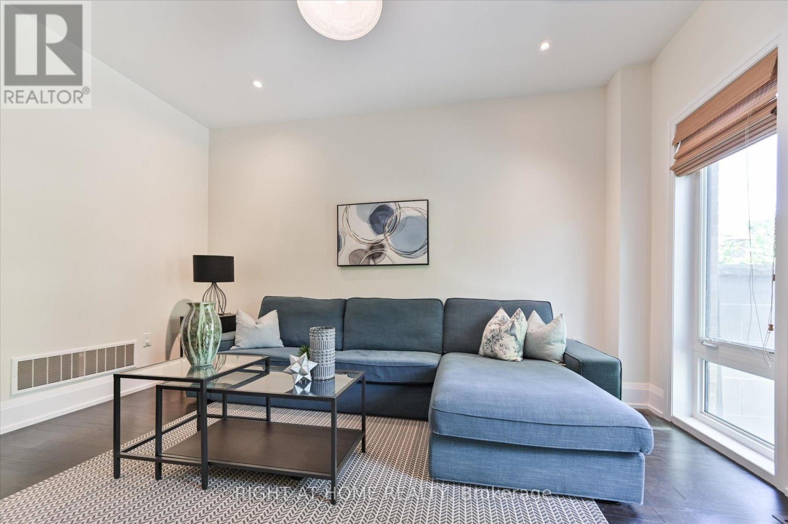 18 KENNETH WOOD CRESCENT - Image 8