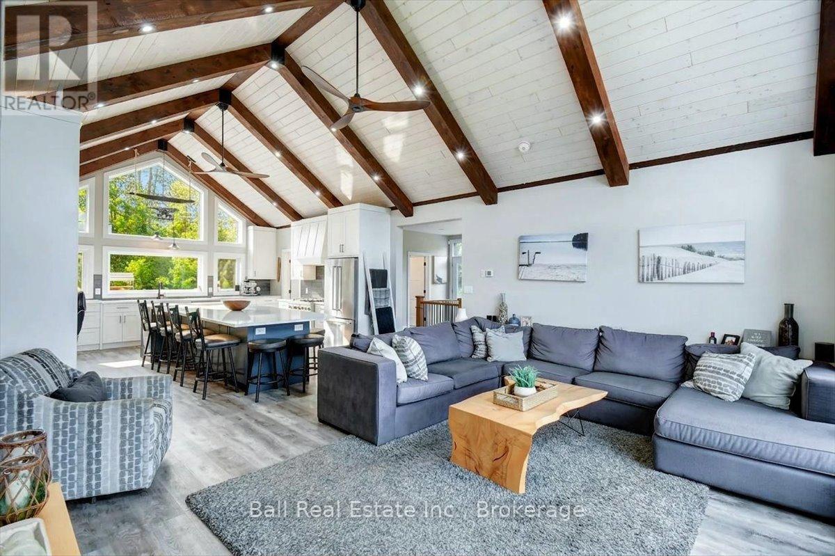 632 THE SOUTH ROAD - 24