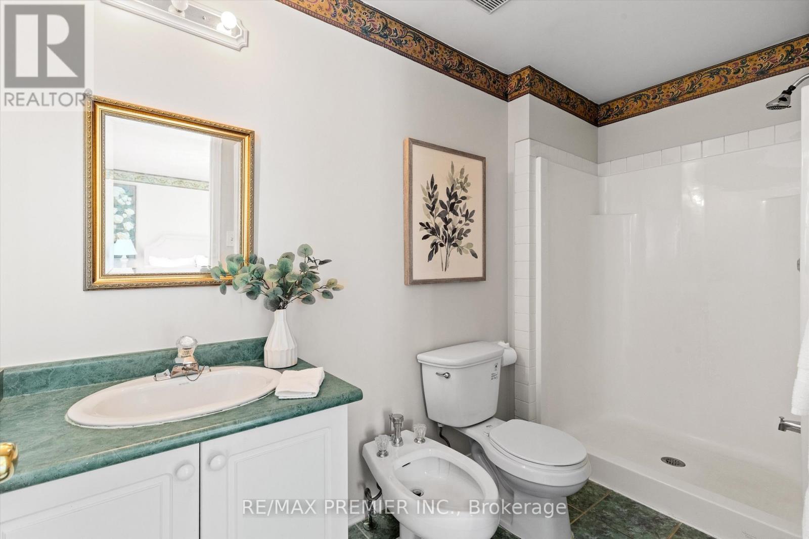 2272 WARRINGTON WAY - 22