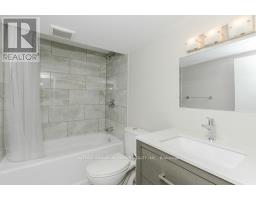 240 Wellington Street E, Barrie, ON L4M2E3 Photo 7