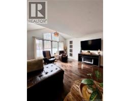 Bath (# pieces 1-6) - 7 Perron, Atholville, NB E3N5L2 Photo 6