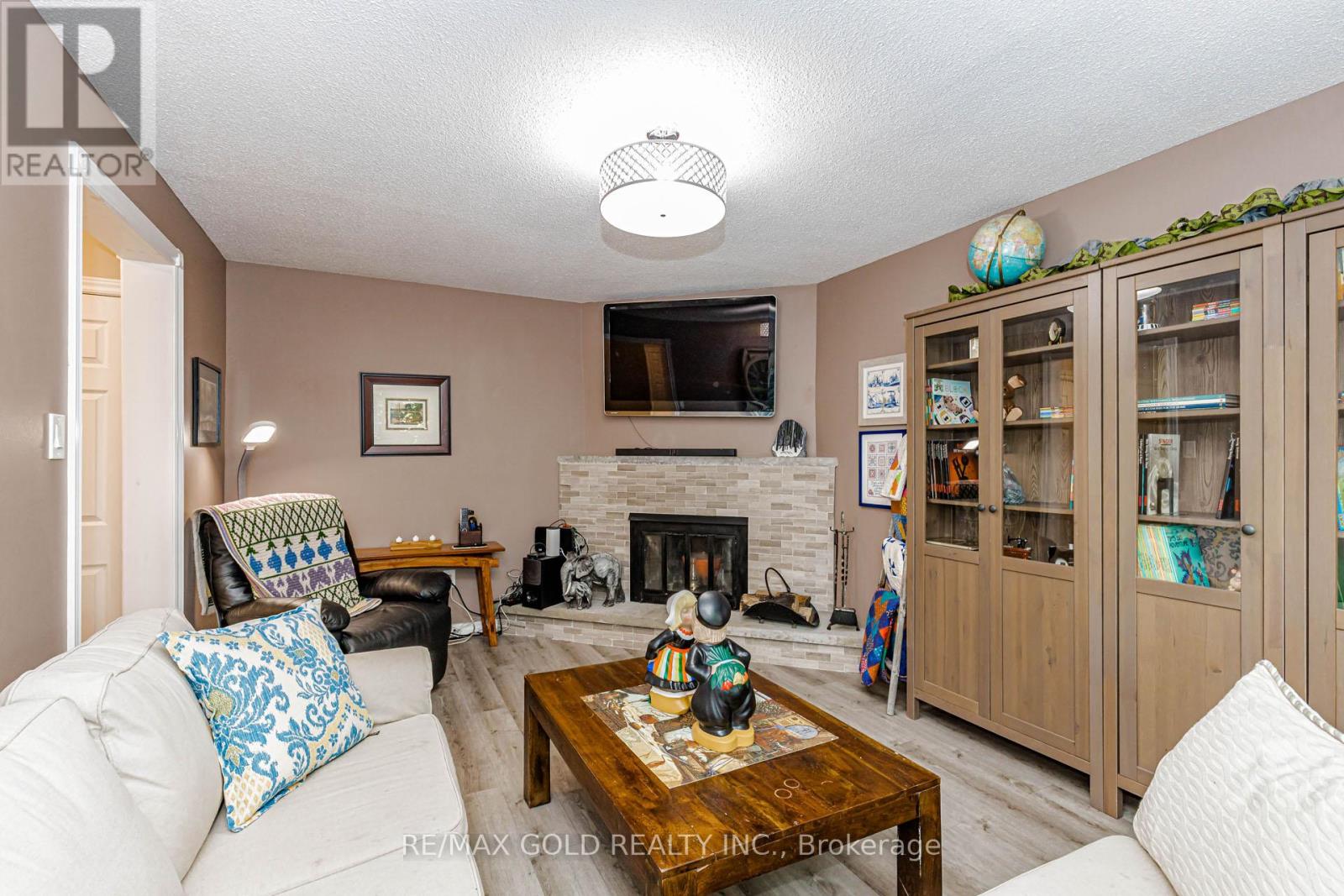 62 CHARTERS ROAD - 14