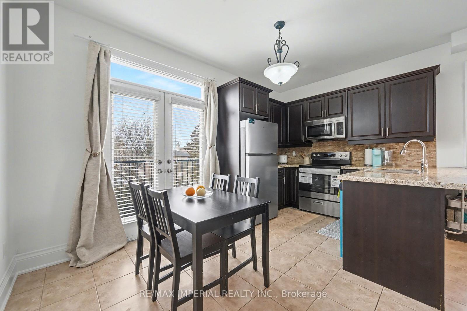 #2 2964 ISLINGTON AVENUE - 10