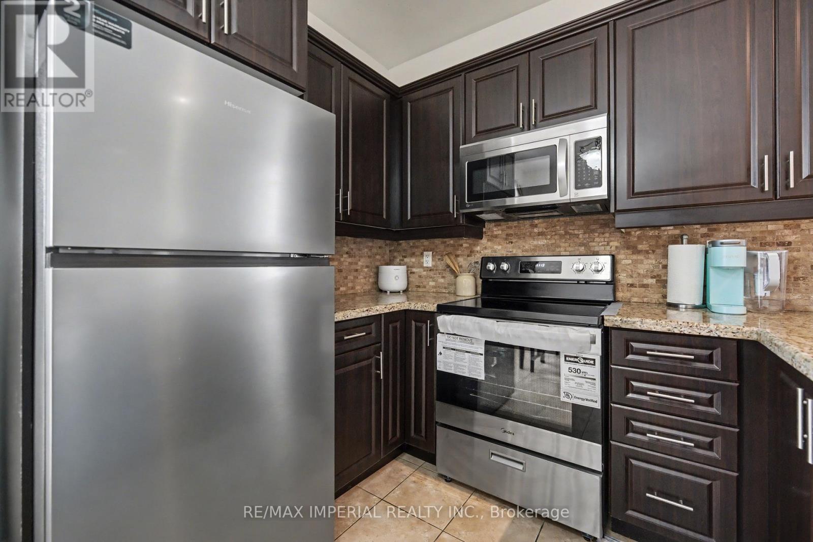 #2 2964 ISLINGTON AVENUE - 15
