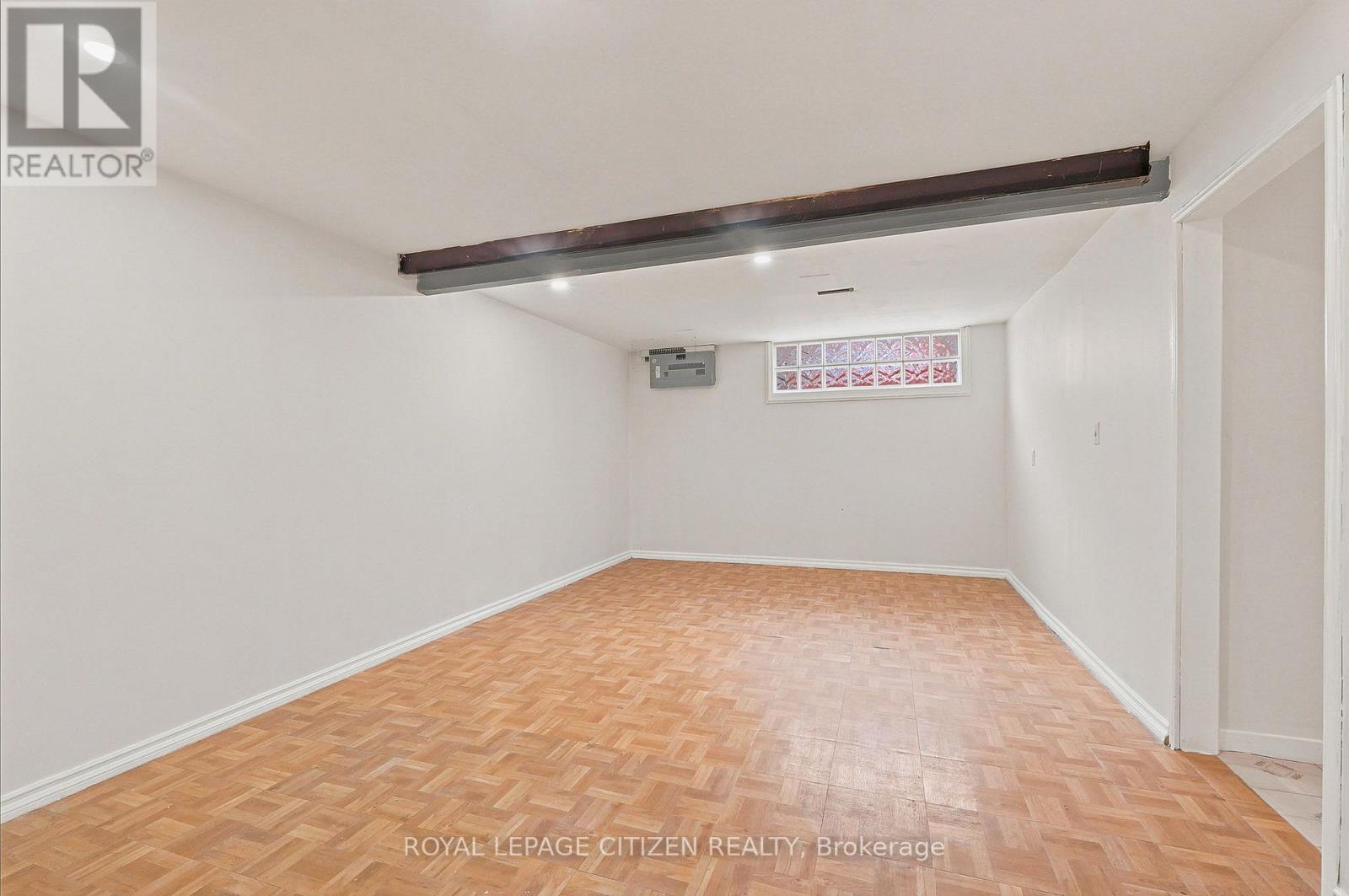 53 GRAMPIAN CRESCENT - 26