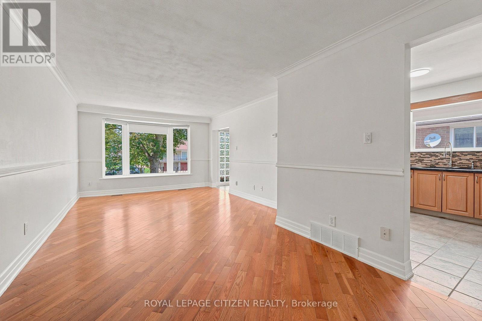 53 GRAMPIAN CRESCENT - 8