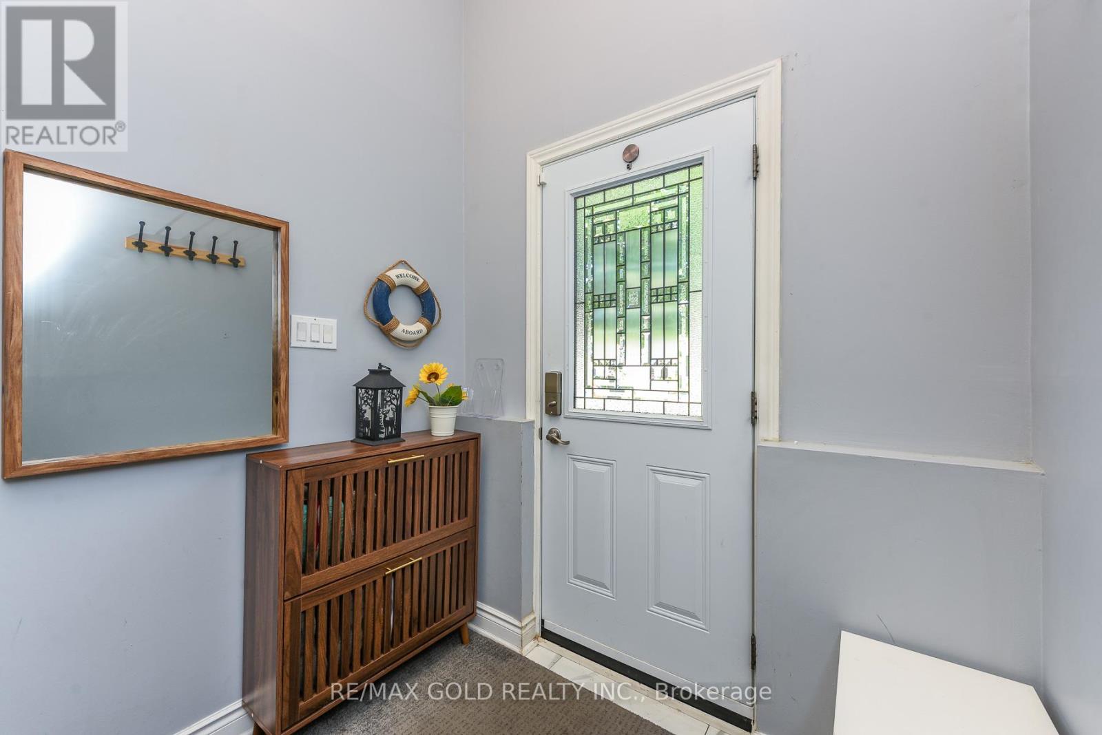 18 DRURY CRESCENT - 7