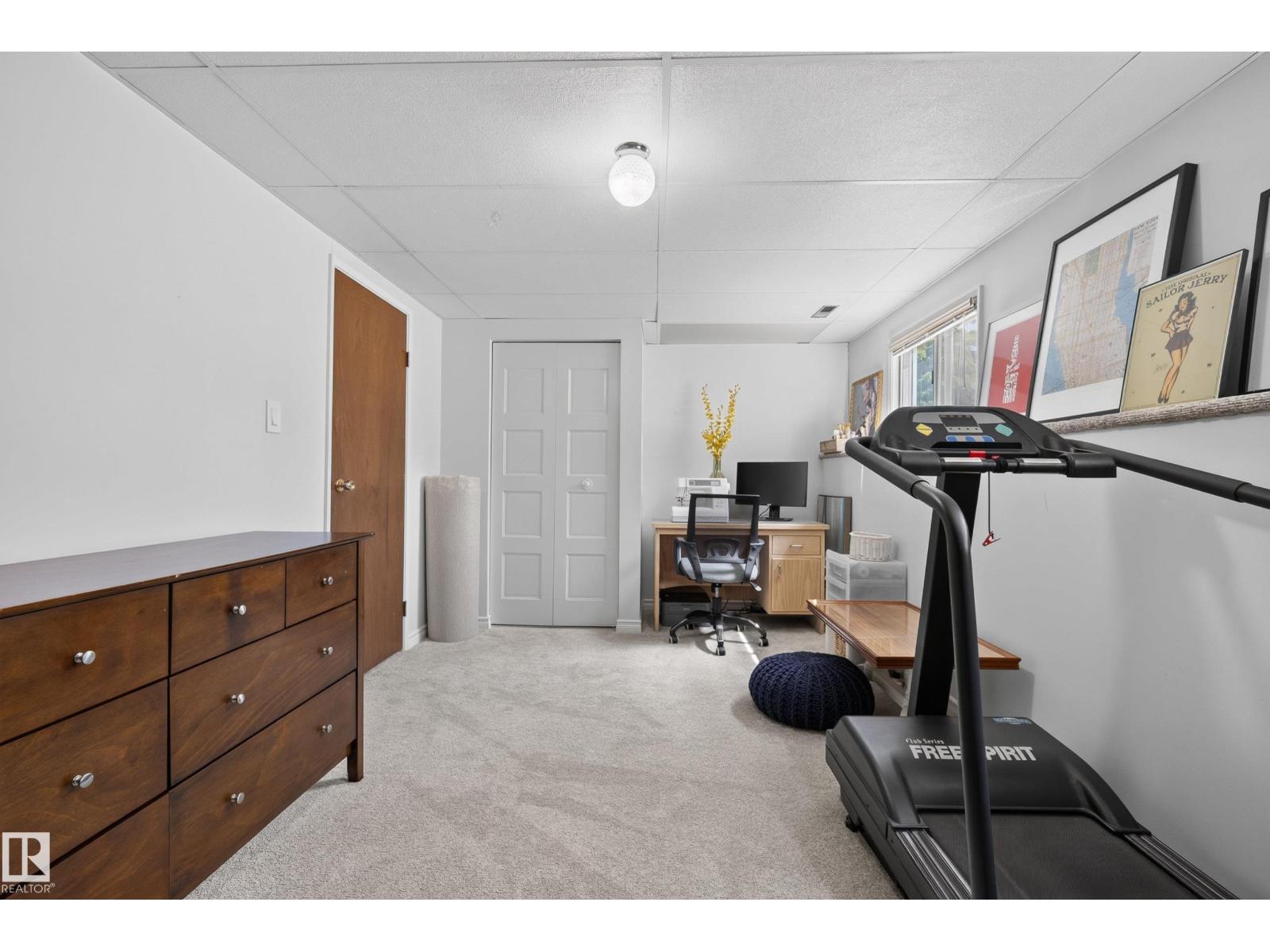 10936 35A AV NW — photo 32