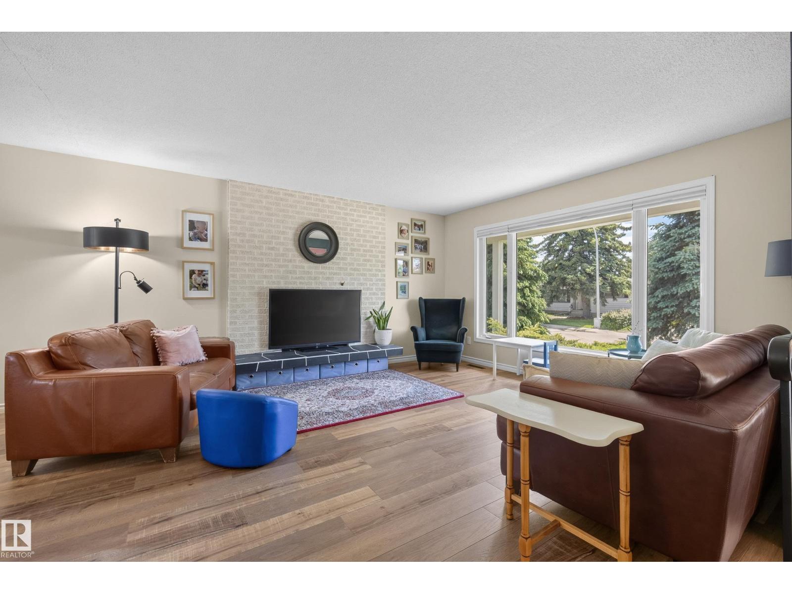10936 35A AV NW — photo 7