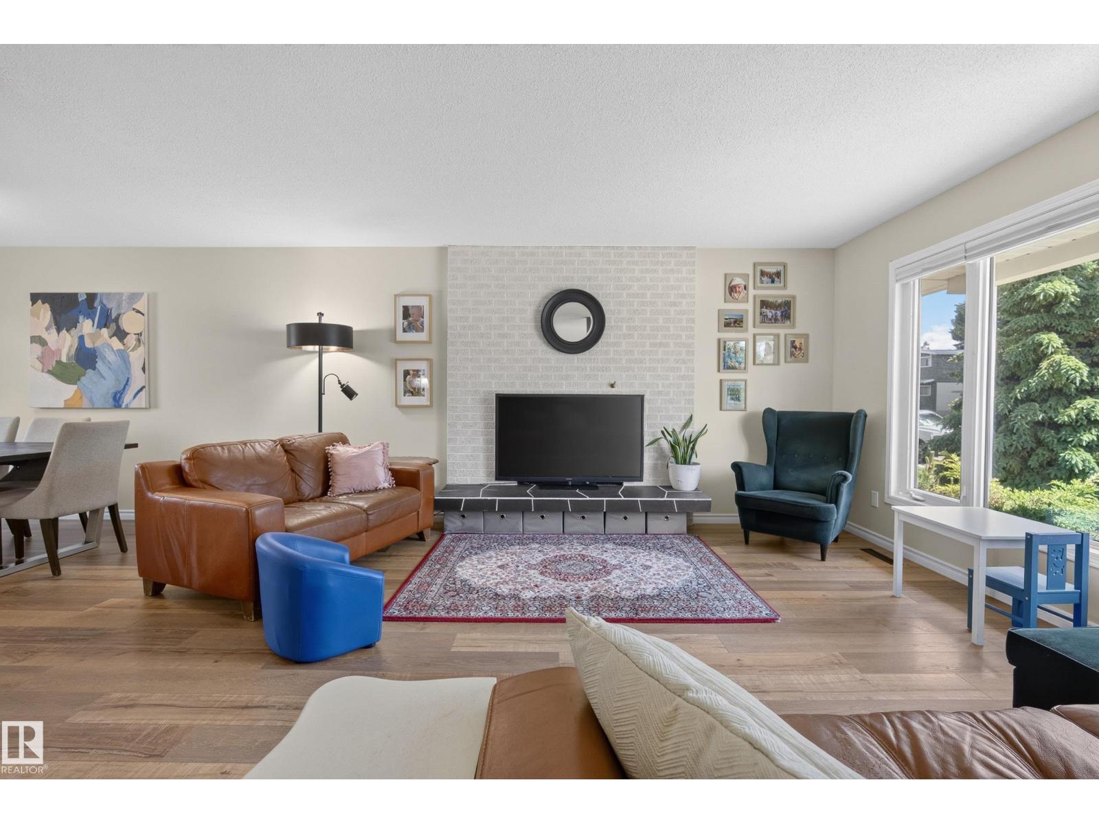 10936 35A AV NW — photo 9