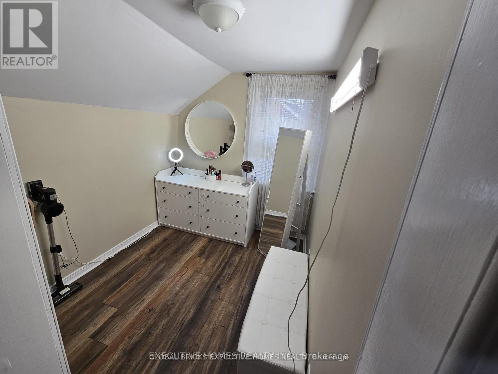 19 CEDAR STREET - 15