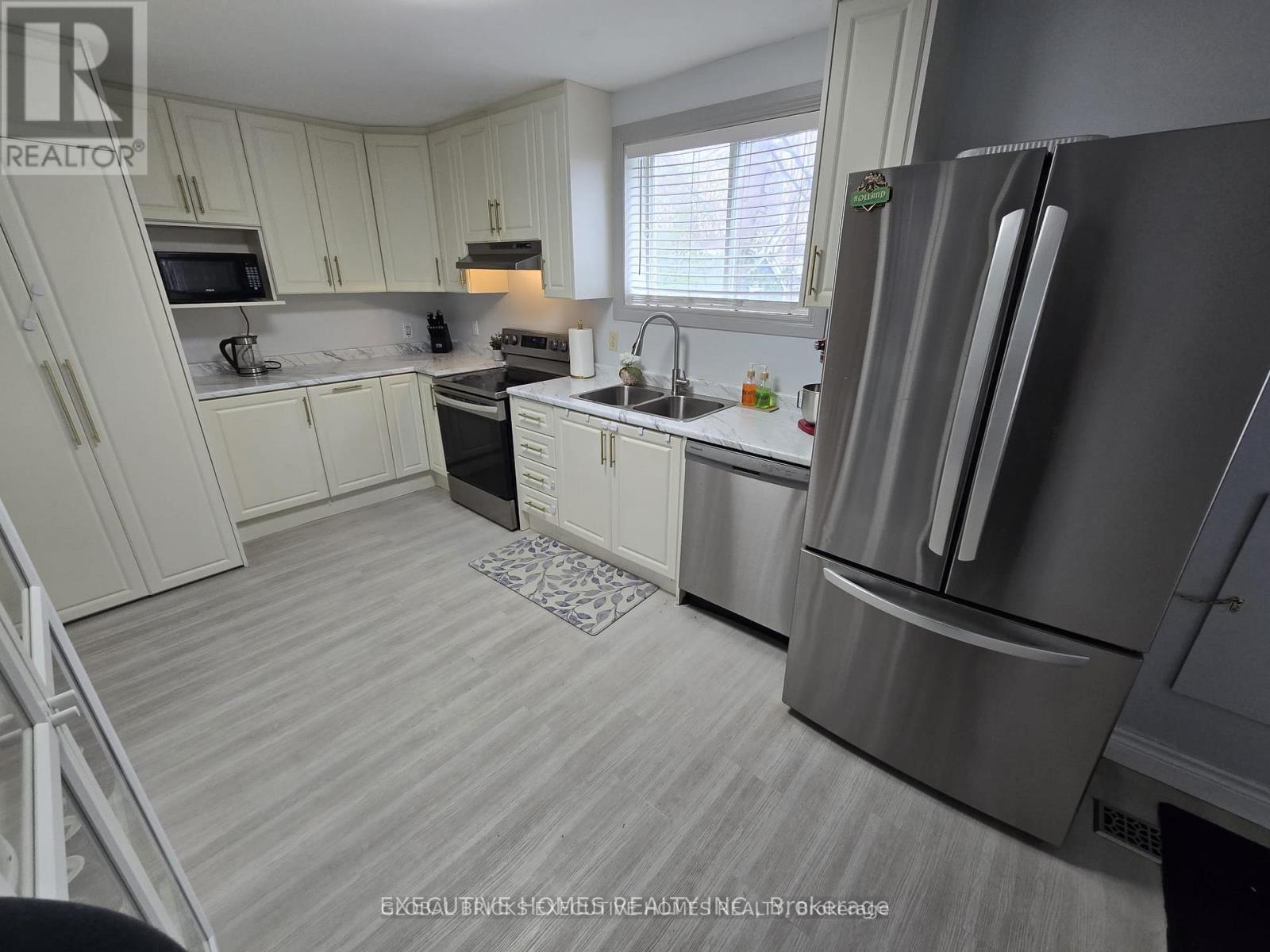 19 CEDAR STREET - 29