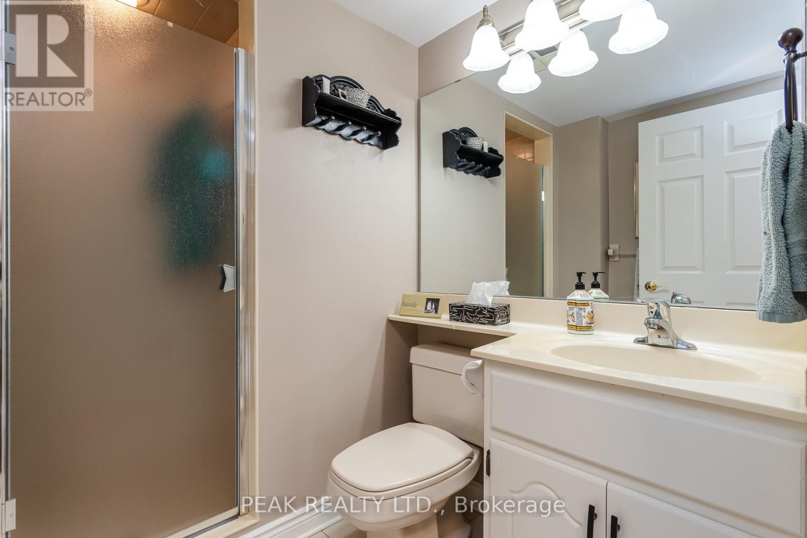 #1603 6 WILLOW STREET - Image 26