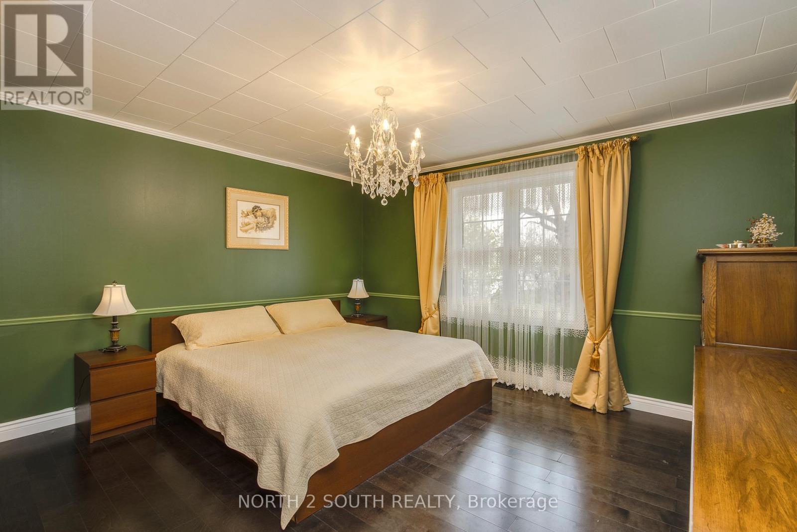1146 HONEY HARBOUR ROAD - 10
