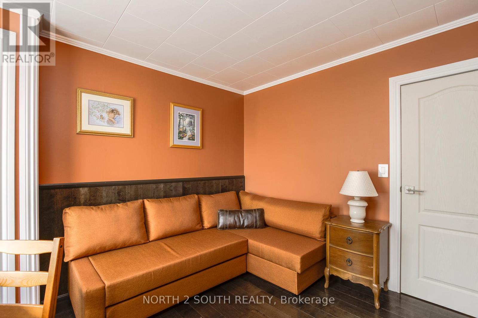 1146 HONEY HARBOUR ROAD - 13