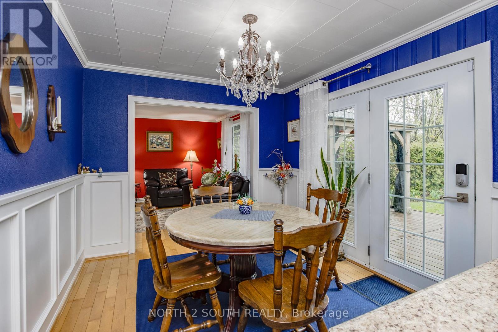 1146 HONEY HARBOUR ROAD - 22