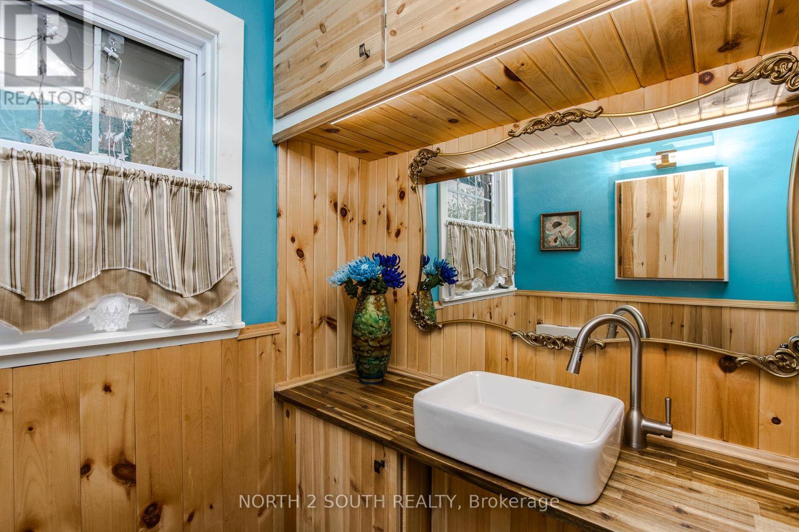 1146 HONEY HARBOUR ROAD - 28