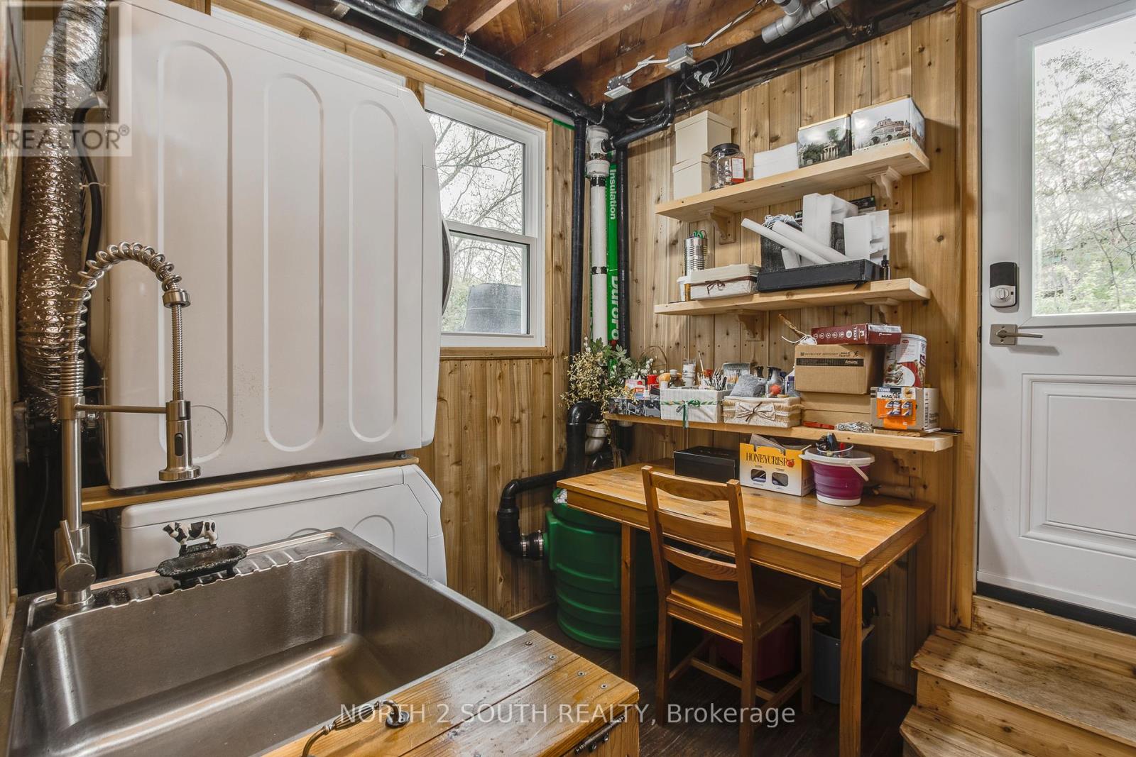 1146 HONEY HARBOUR ROAD - Image 32