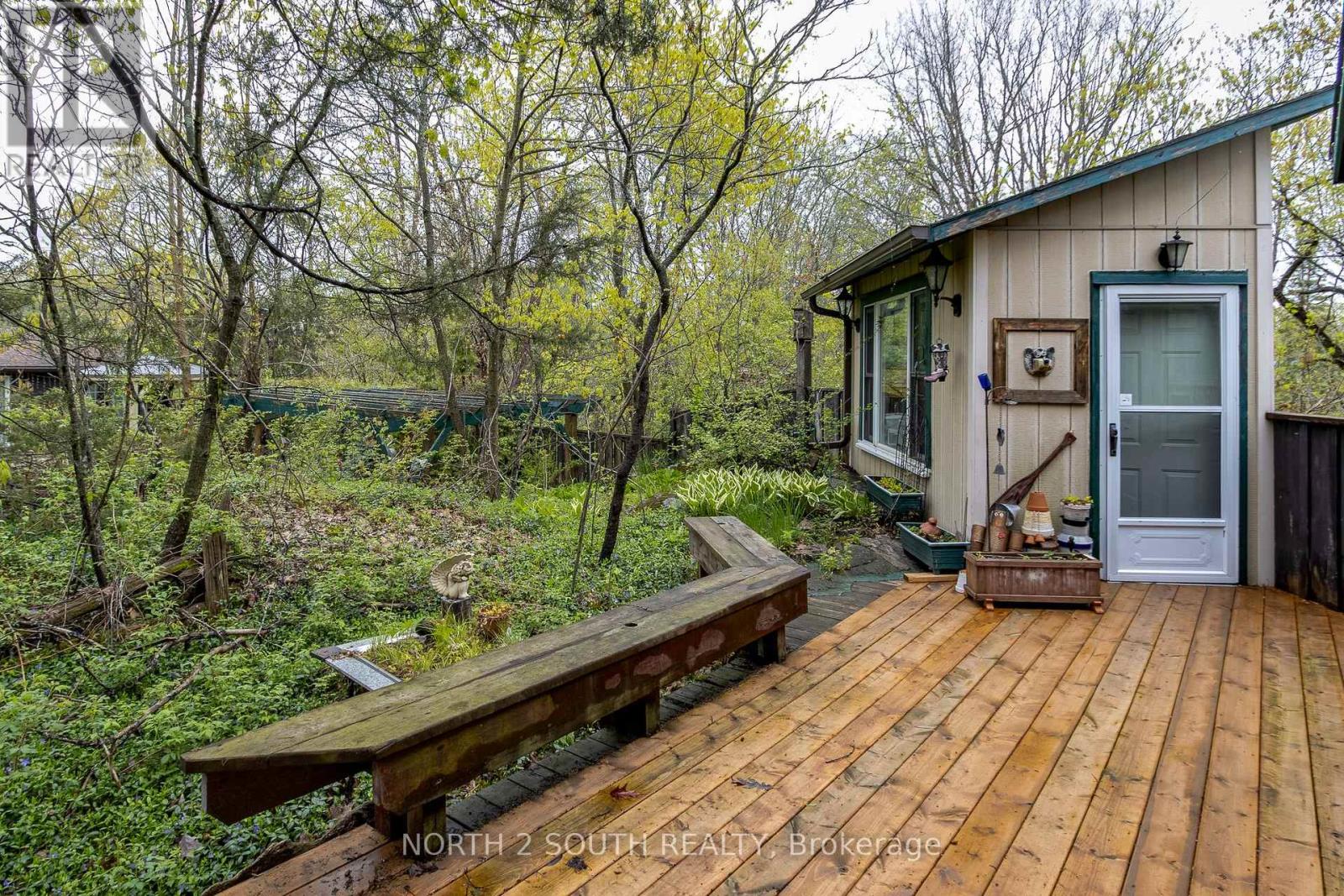 1146 HONEY HARBOUR ROAD - 42