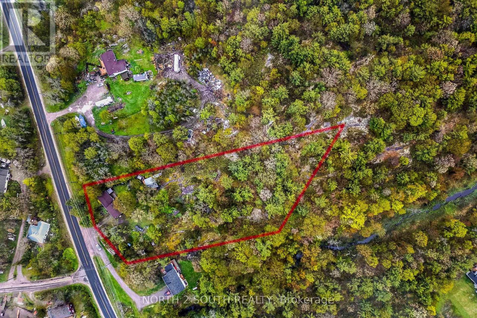 1146 HONEY HARBOUR ROAD - 8