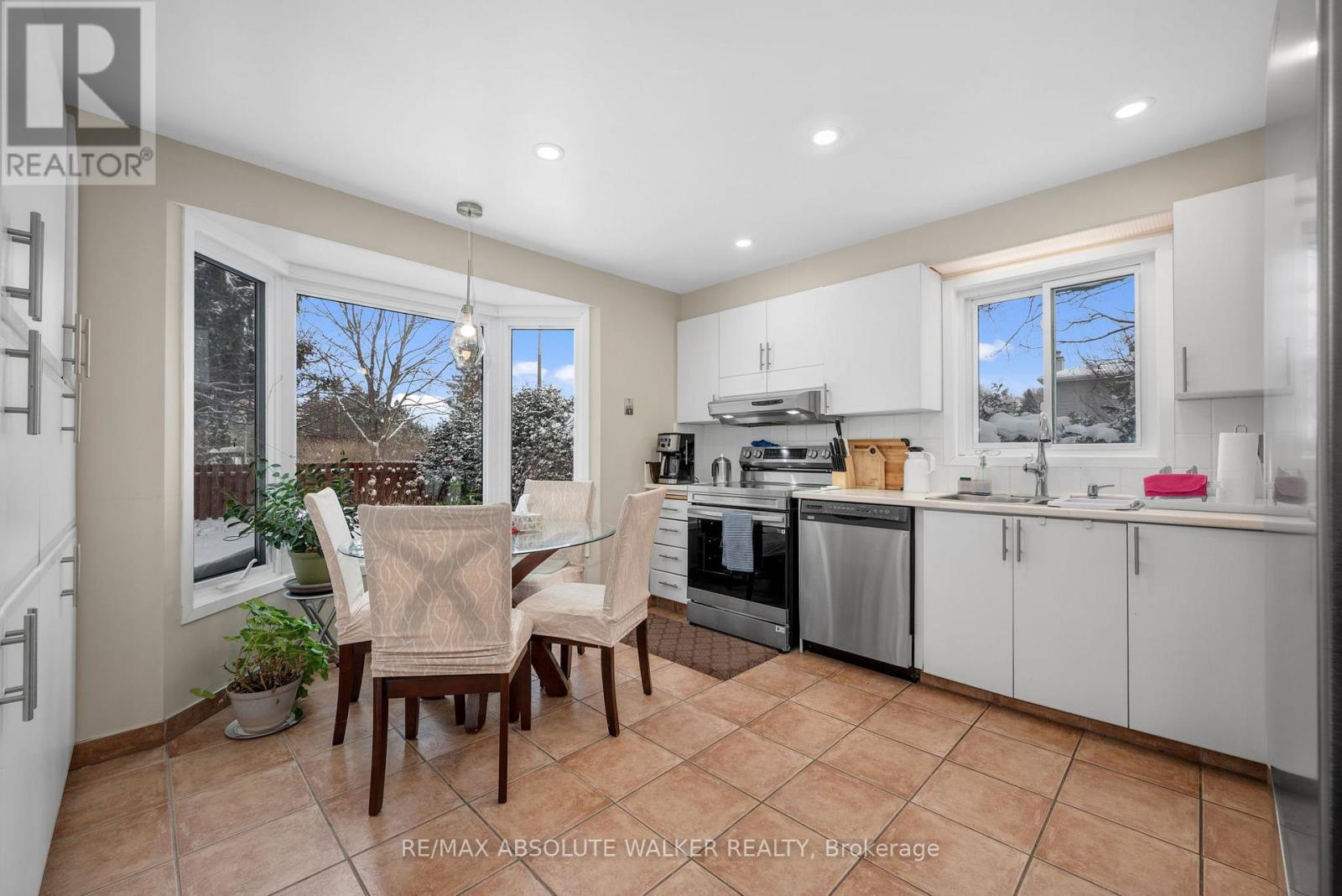 1849 MONTEREAU AVENUE - 13