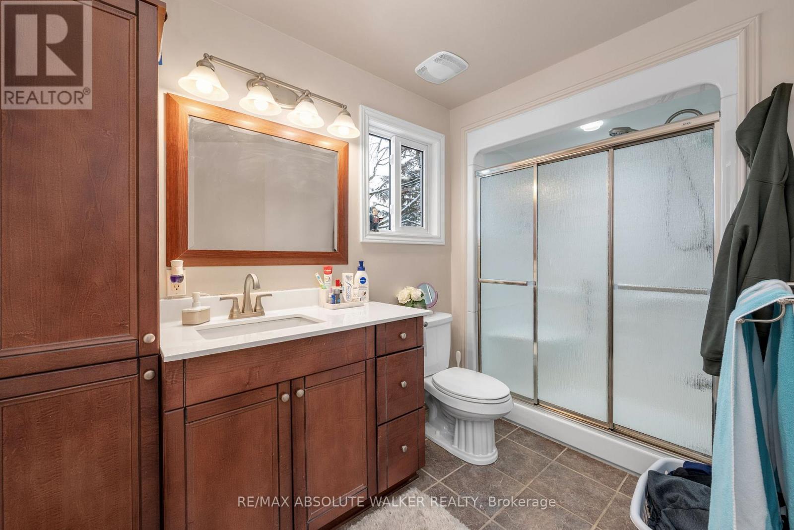 1849 MONTEREAU AVENUE - 26