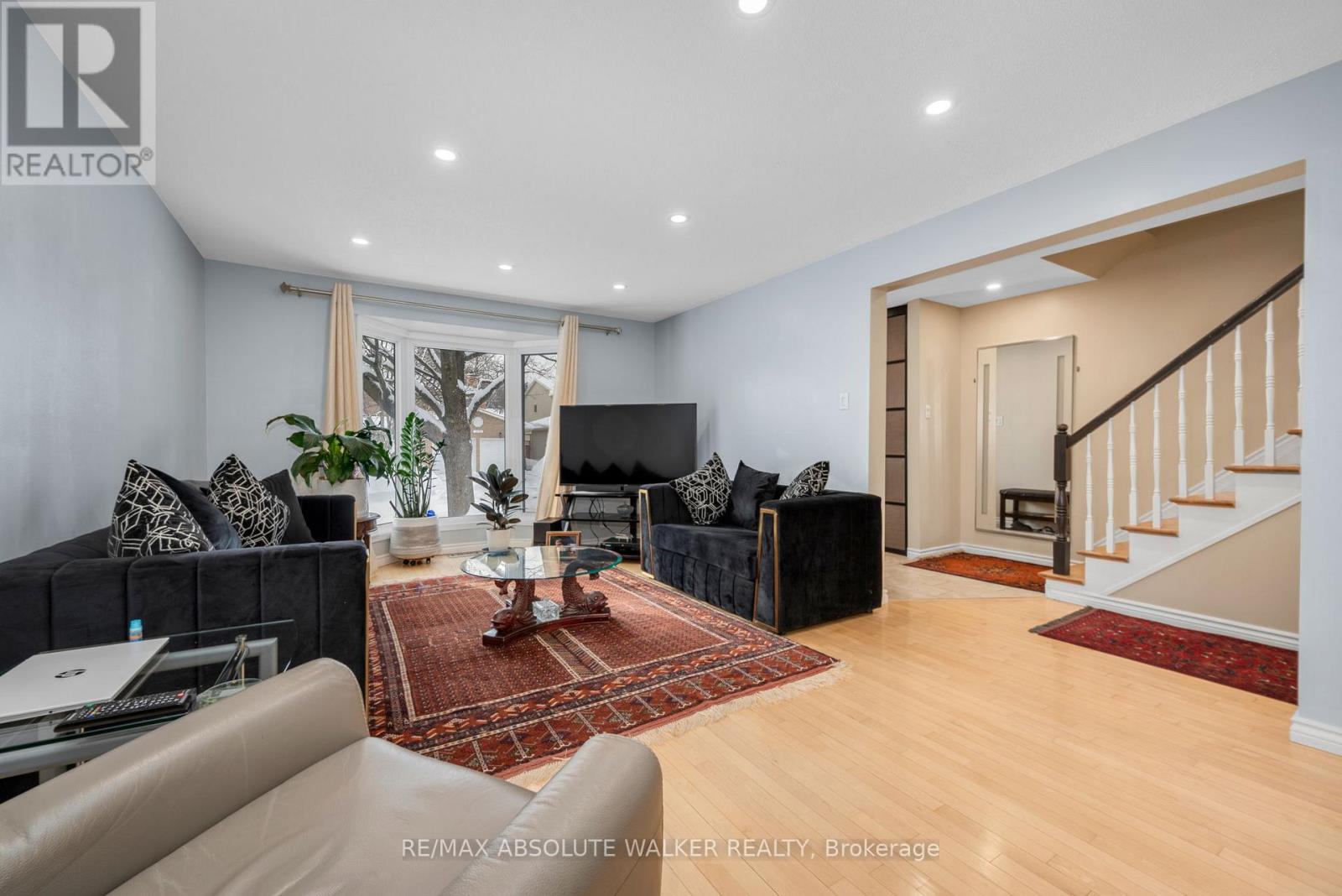 1849 MONTEREAU AVENUE - 8