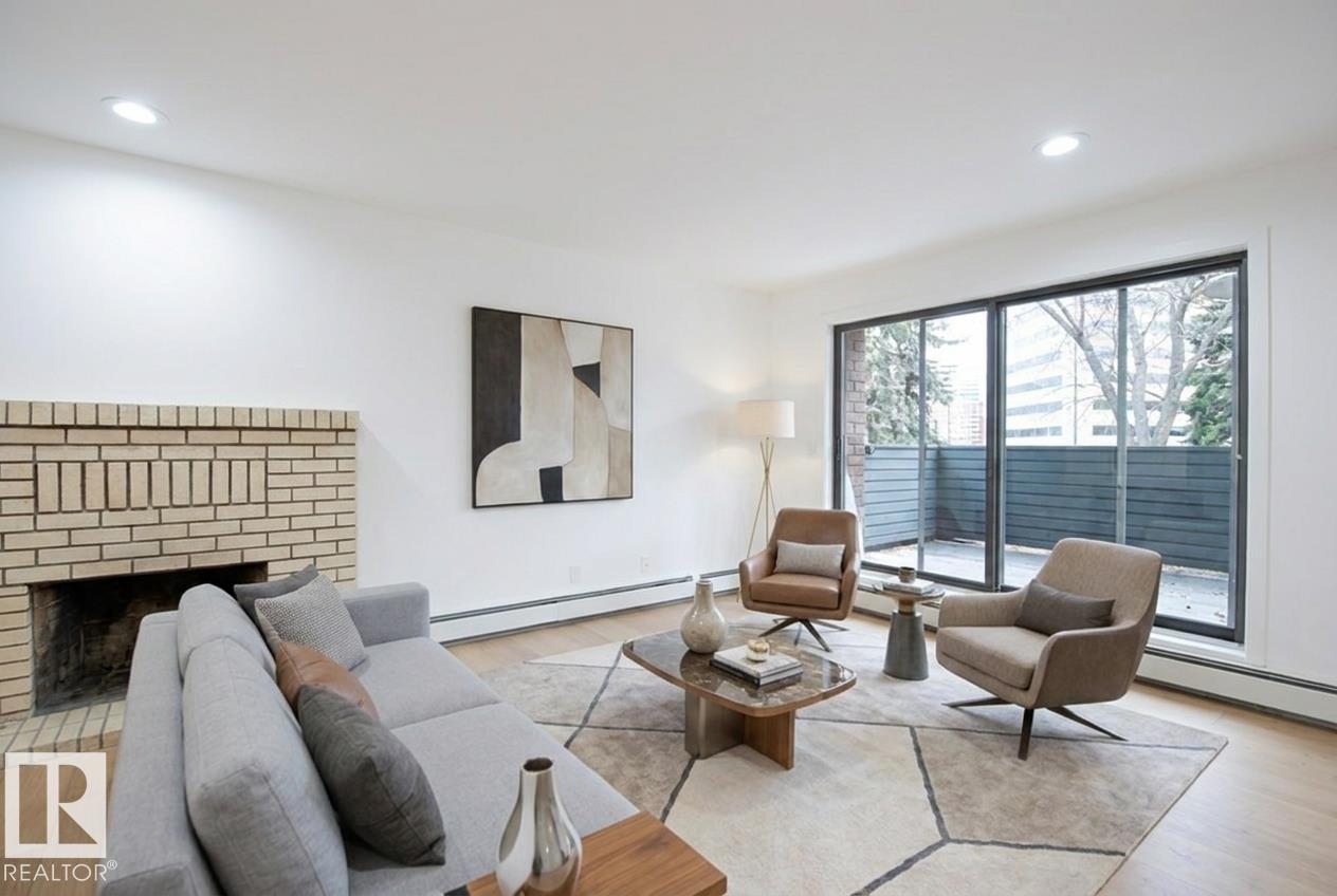 #1 10032 113 ST NW - 2