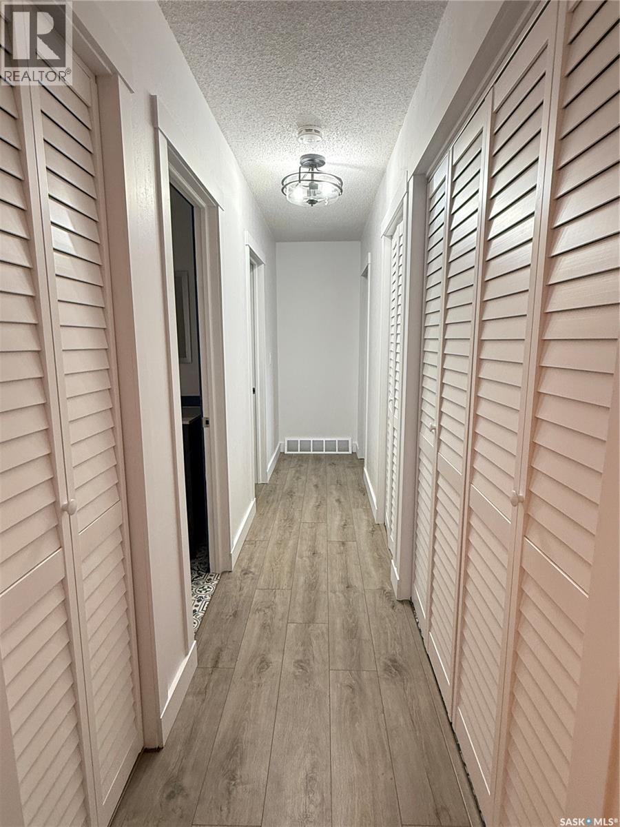 615 Windsor STREET - 13