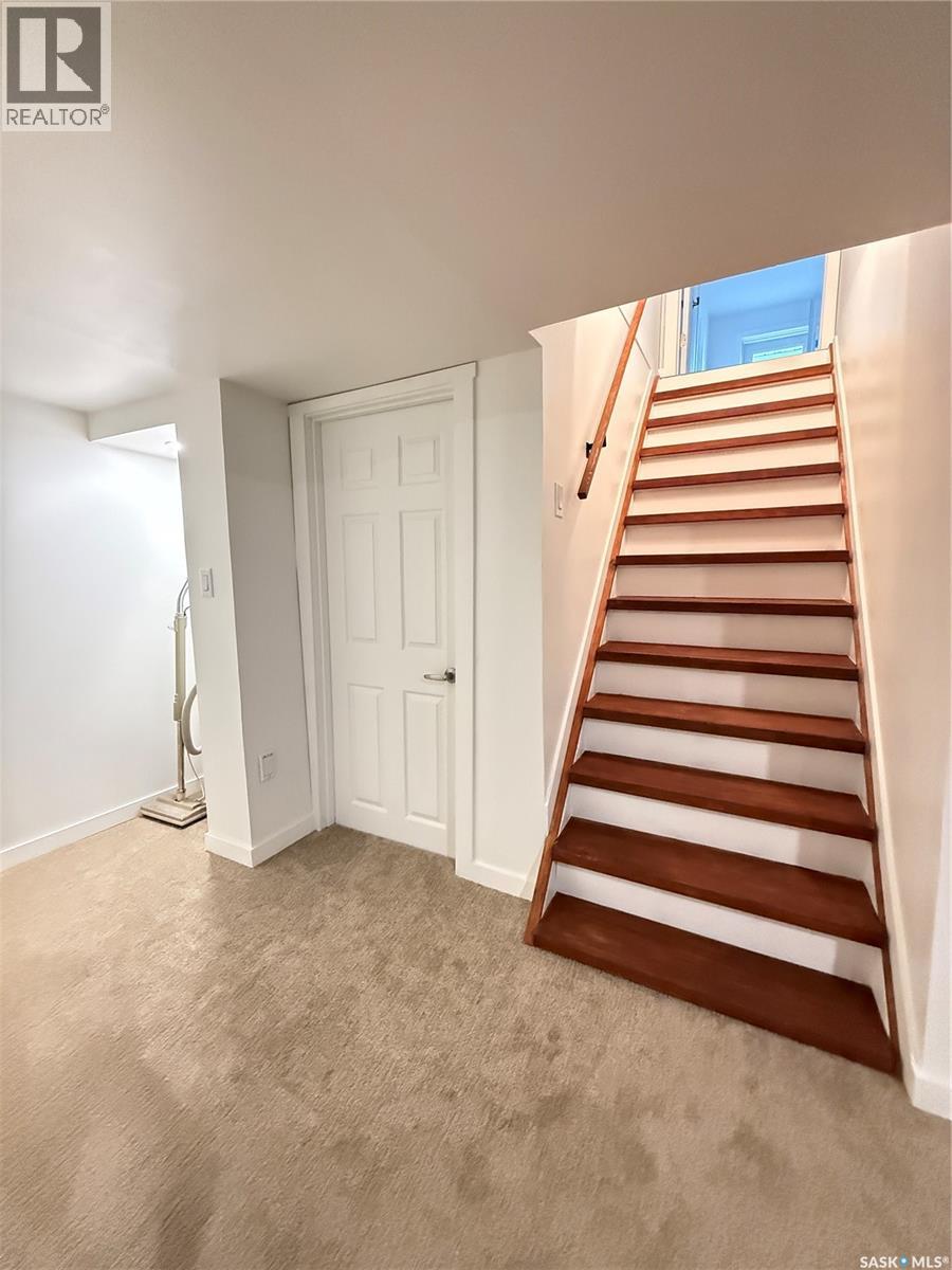 615 Windsor STREET - 18