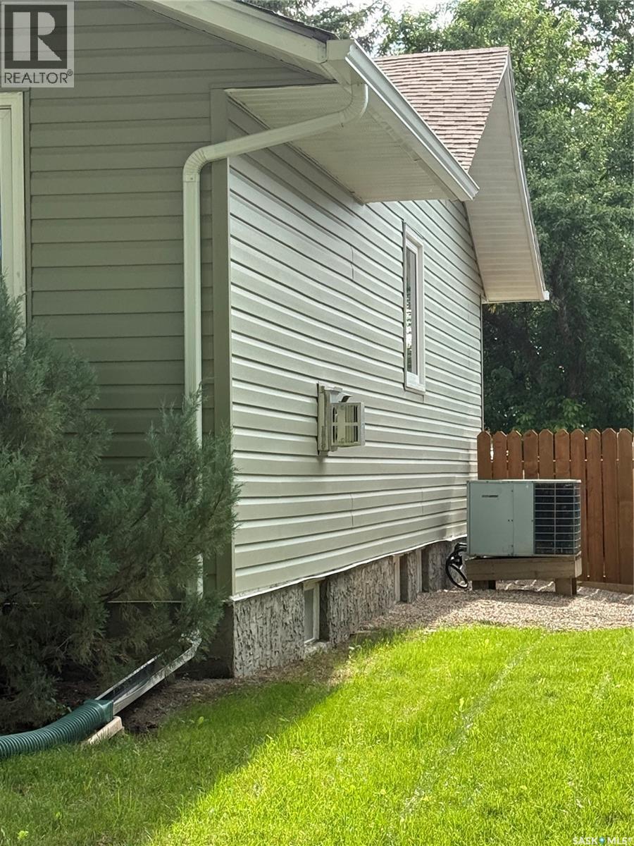 615 Windsor STREET - 24