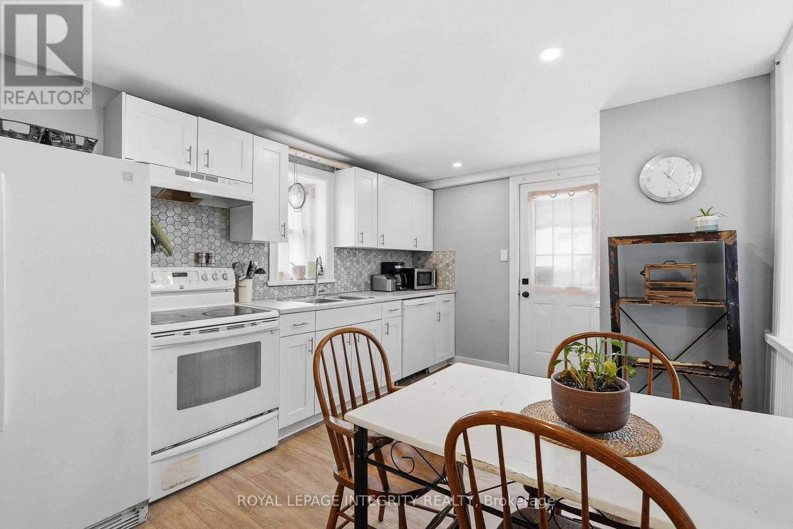 57 HAVEY STREET - 11