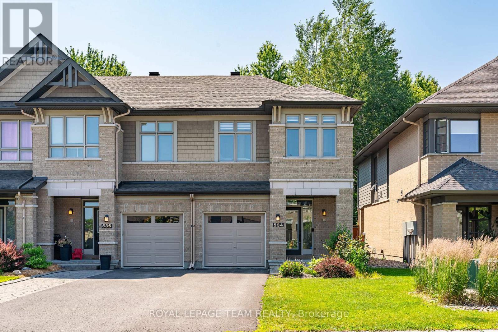 534 STARGAZER CRESCENT - 1