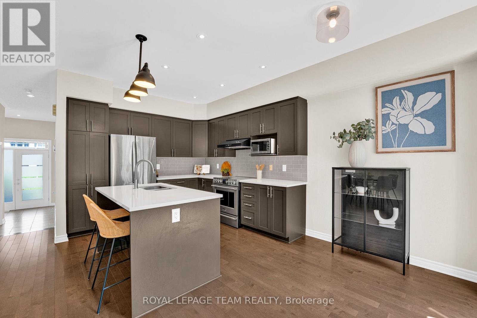 534 STARGAZER CRESCENT - 16