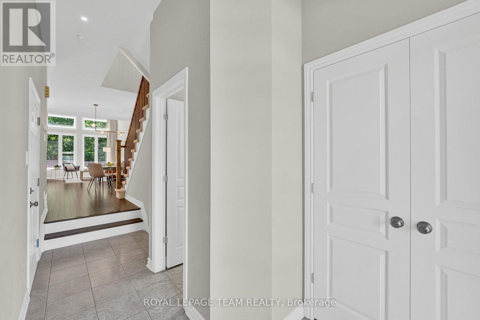 534 STARGAZER CRESCENT - 4