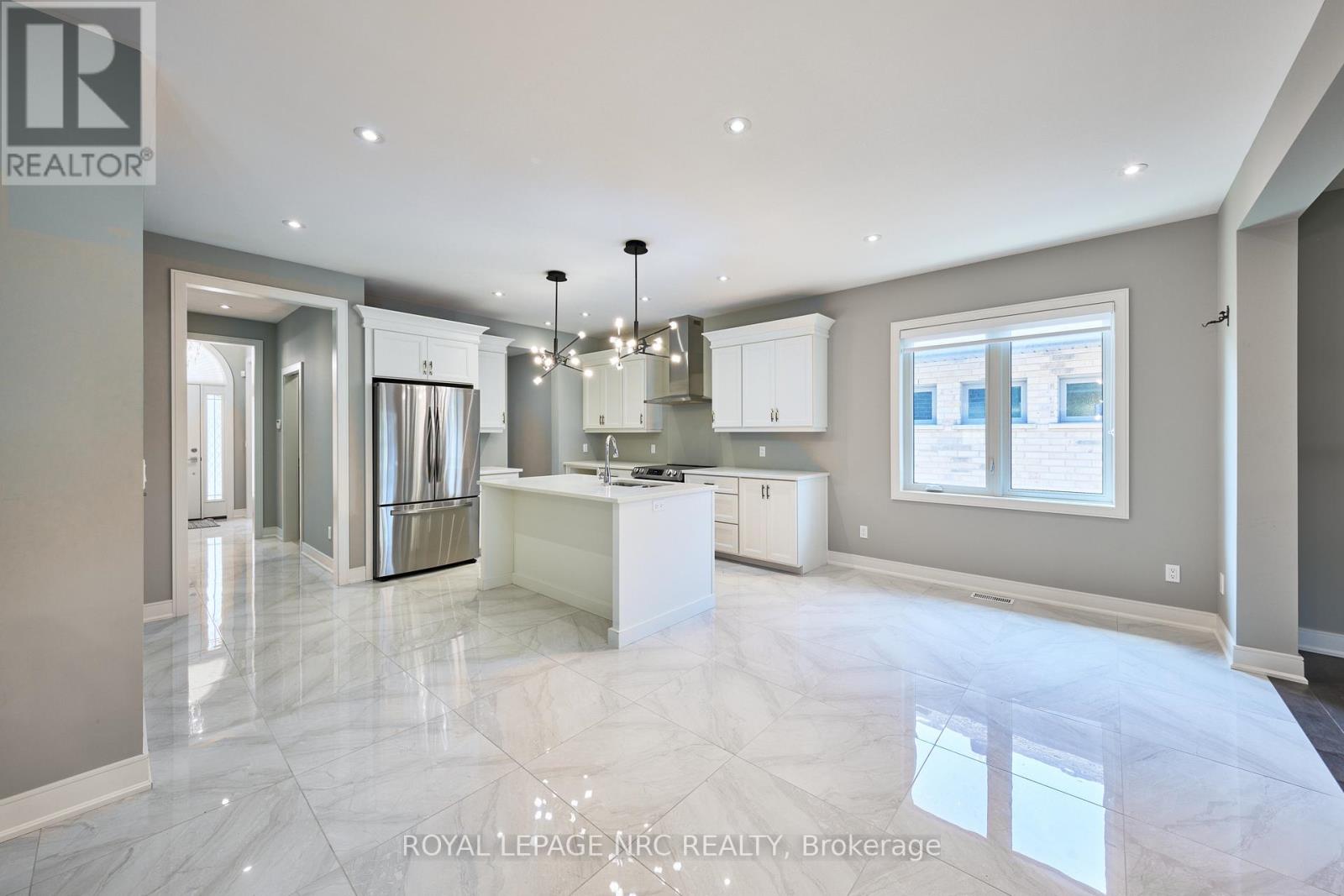 53 CARRICK TRAIL - 20