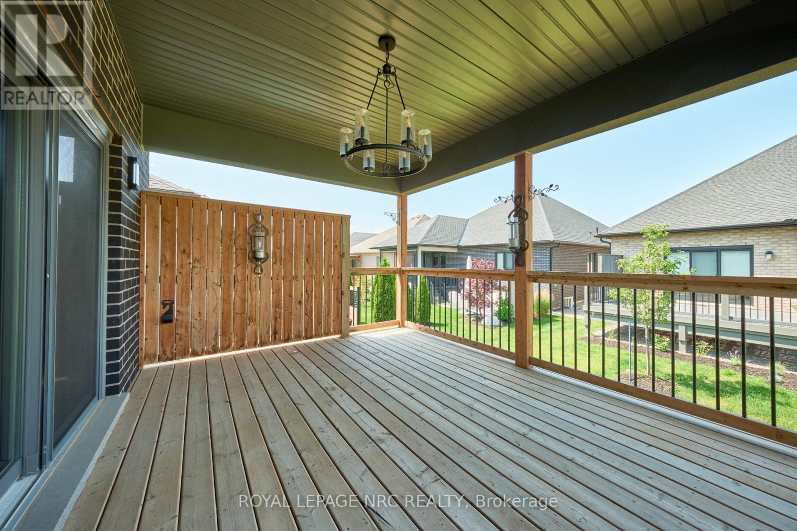 53 CARRICK TRAIL - 25