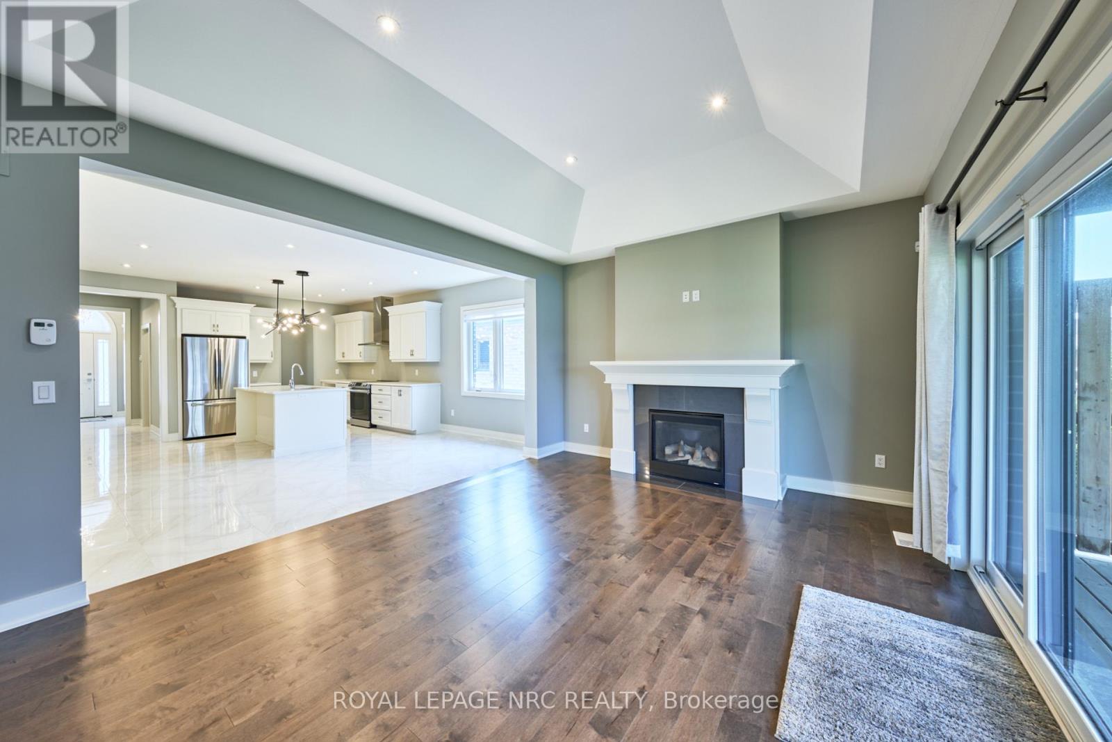 53 CARRICK TRAIL - 27