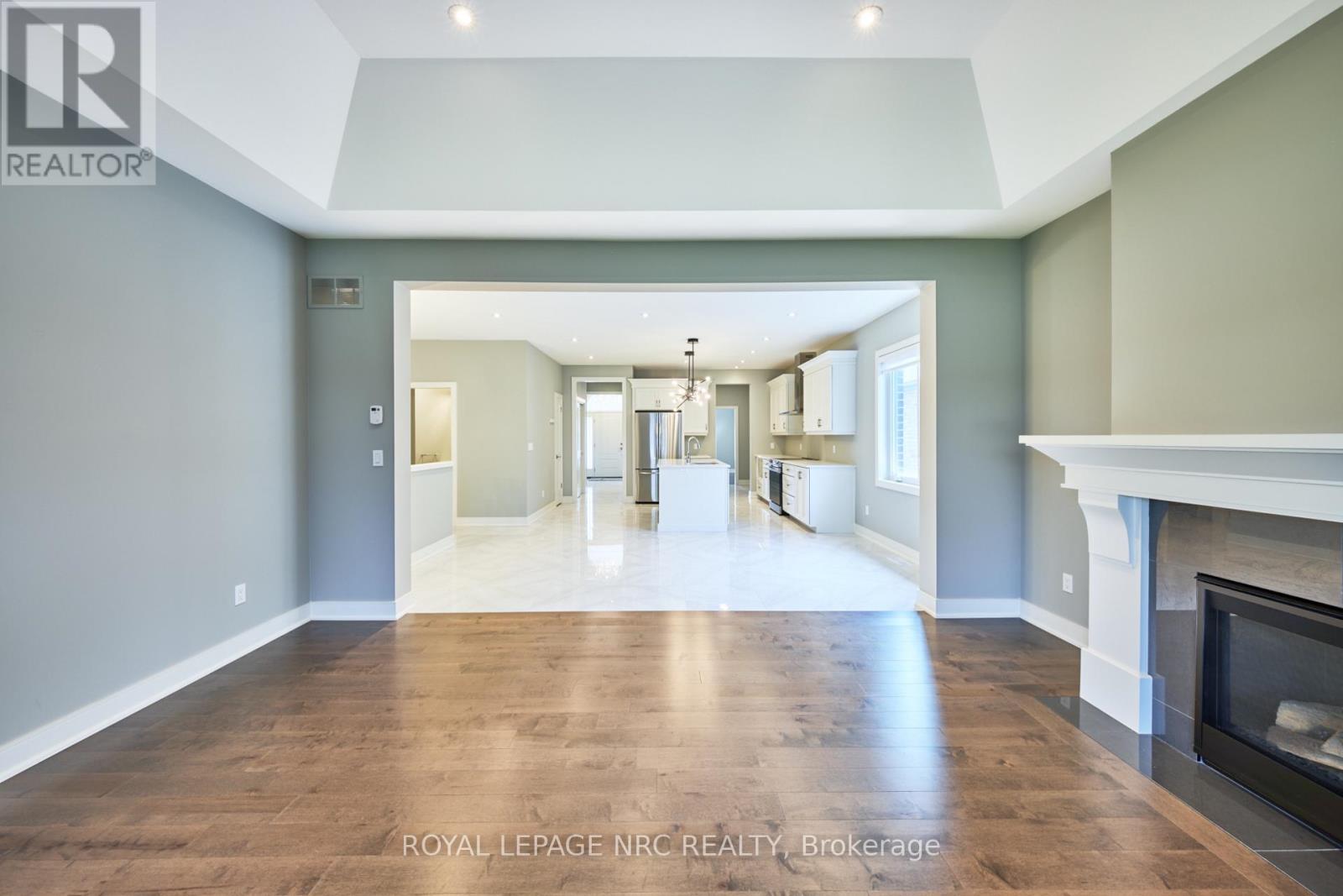 53 CARRICK TRAIL - 30