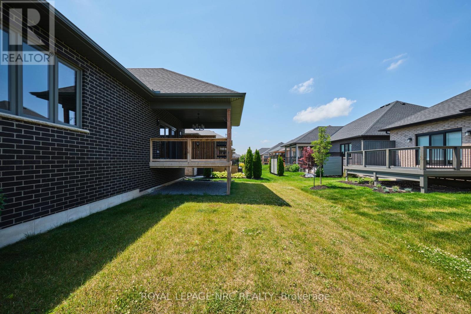 53 CARRICK TRAIL - 8